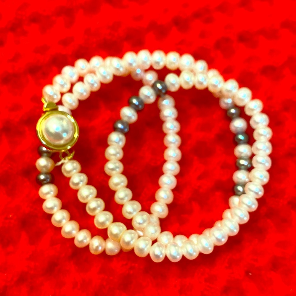 Original pearl set